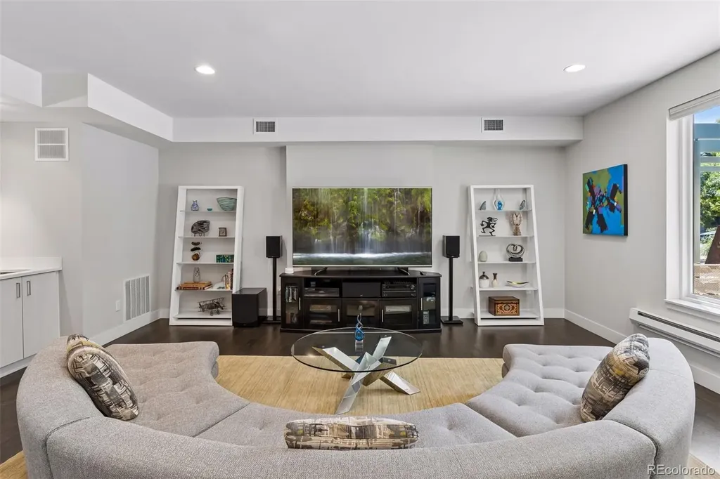 1961 W 34th Avenue Denver CO 80211