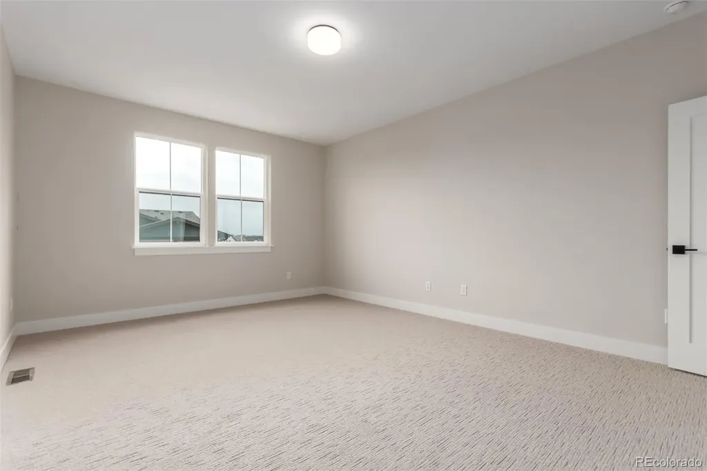 5611 Wheaton Avenue Longmont CO 80503