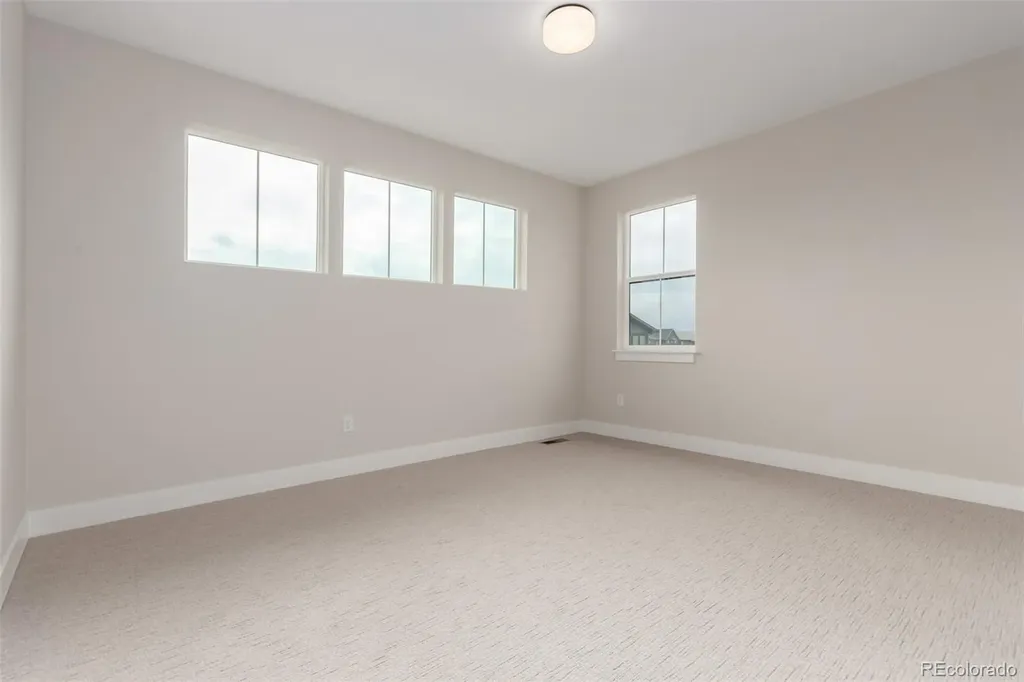 5611 Wheaton Avenue Longmont CO 80503