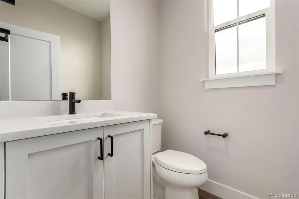 5611 Wheaton Avenue Longmont CO 80503