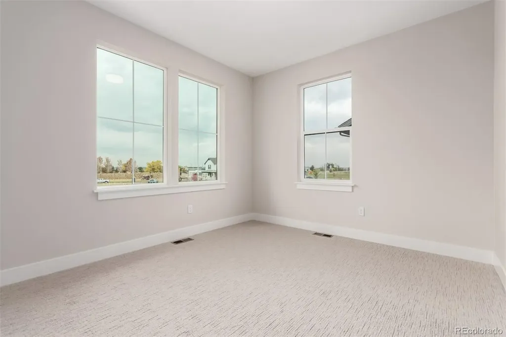 5611 Wheaton Avenue Longmont CO 80503