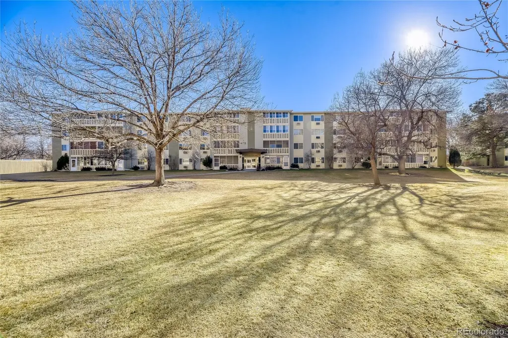 675 S Alton Way Denver CO 80247
