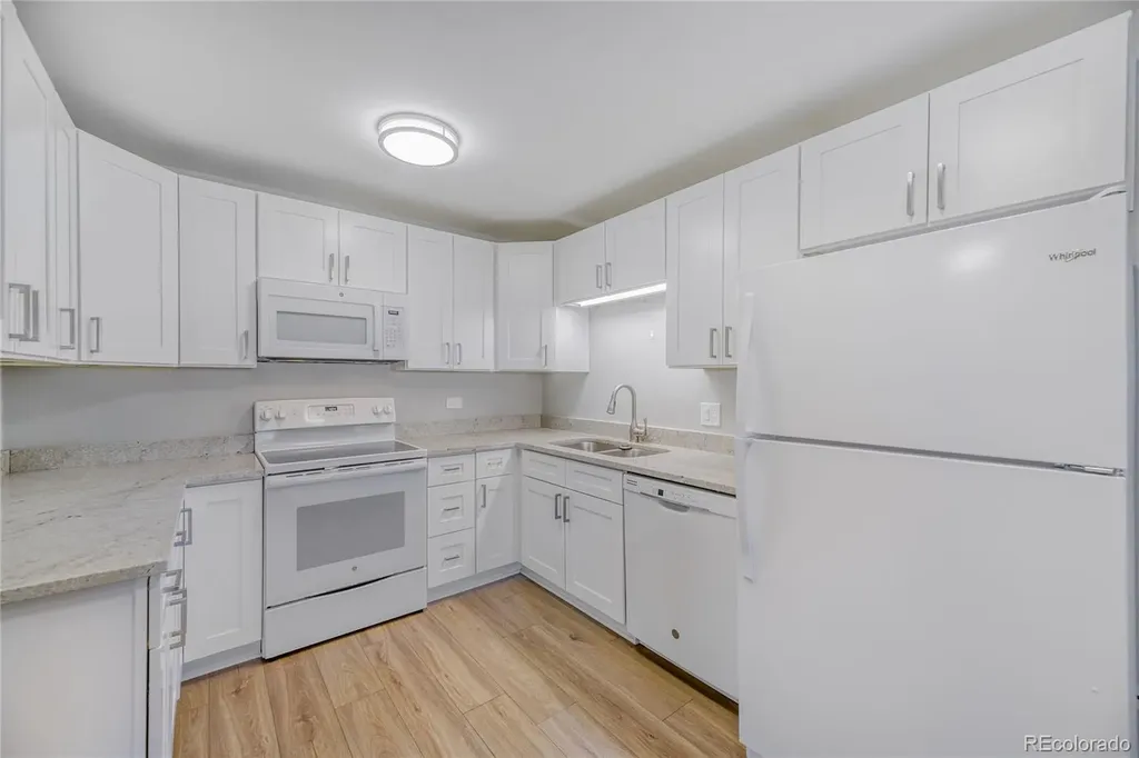 675 S Alton Way Denver CO 80247