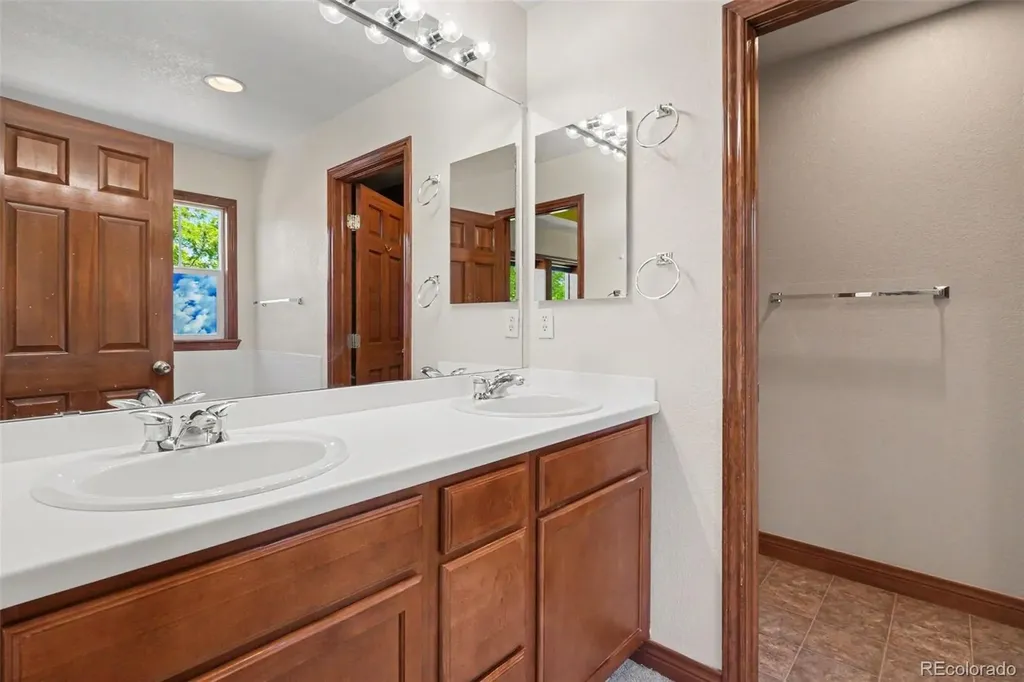 2304 N Yosemite Street Denver CO 80238