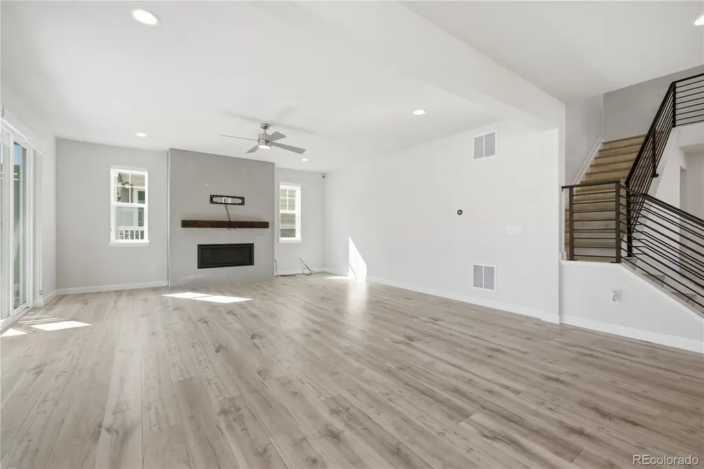27615 E Geddes Place Aurora CO 80016