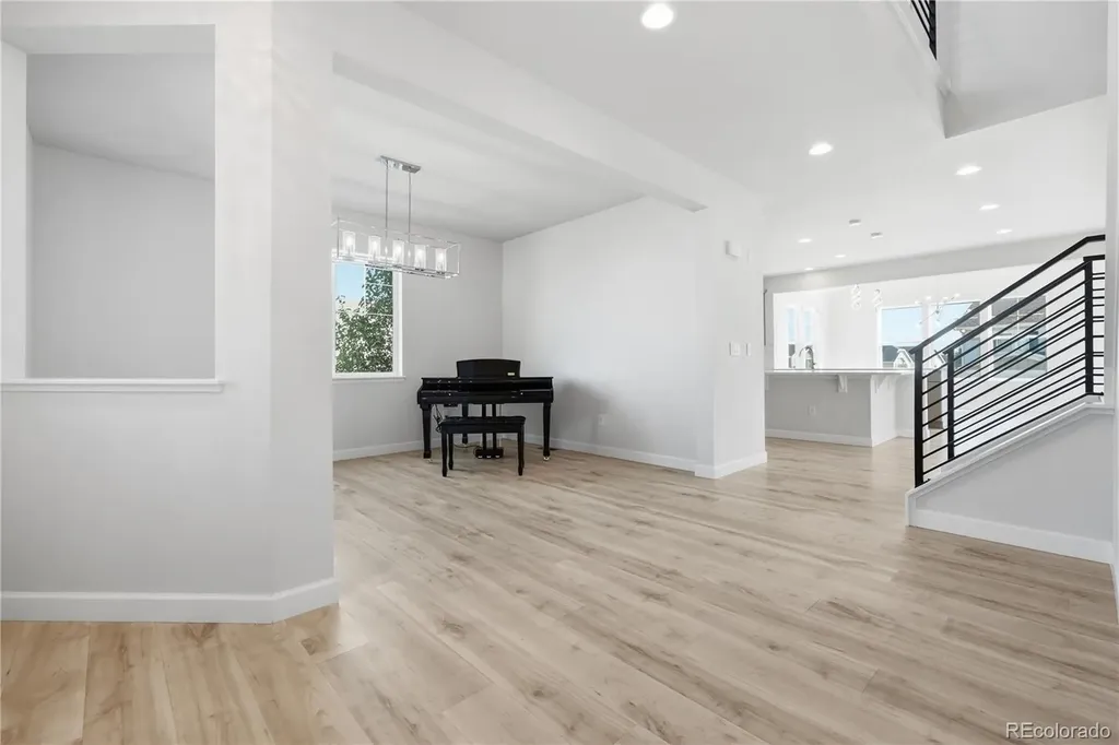 27615 E Geddes Place Aurora CO 80016