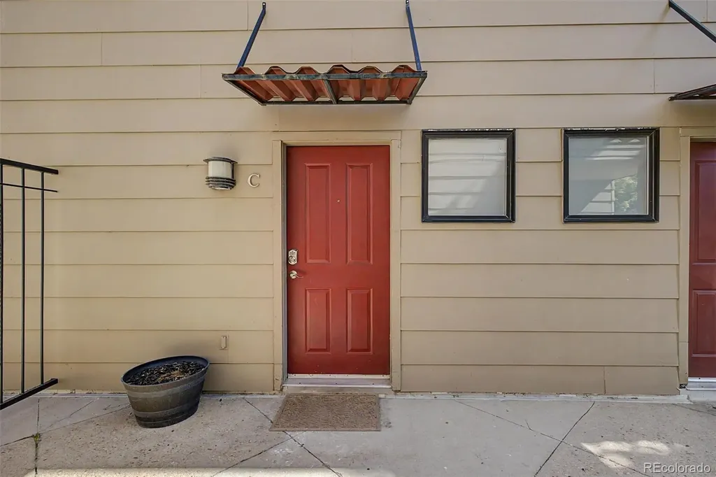 3010 Umatilla Street Denver CO 80211