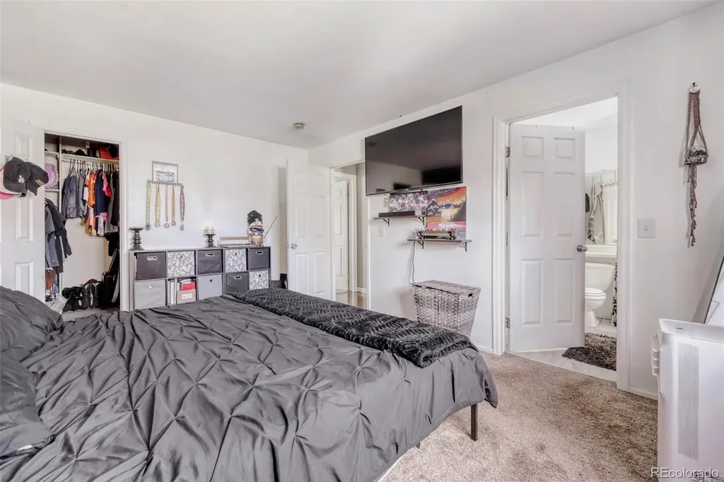 10940 Dahlia Way Thornton CO 80233