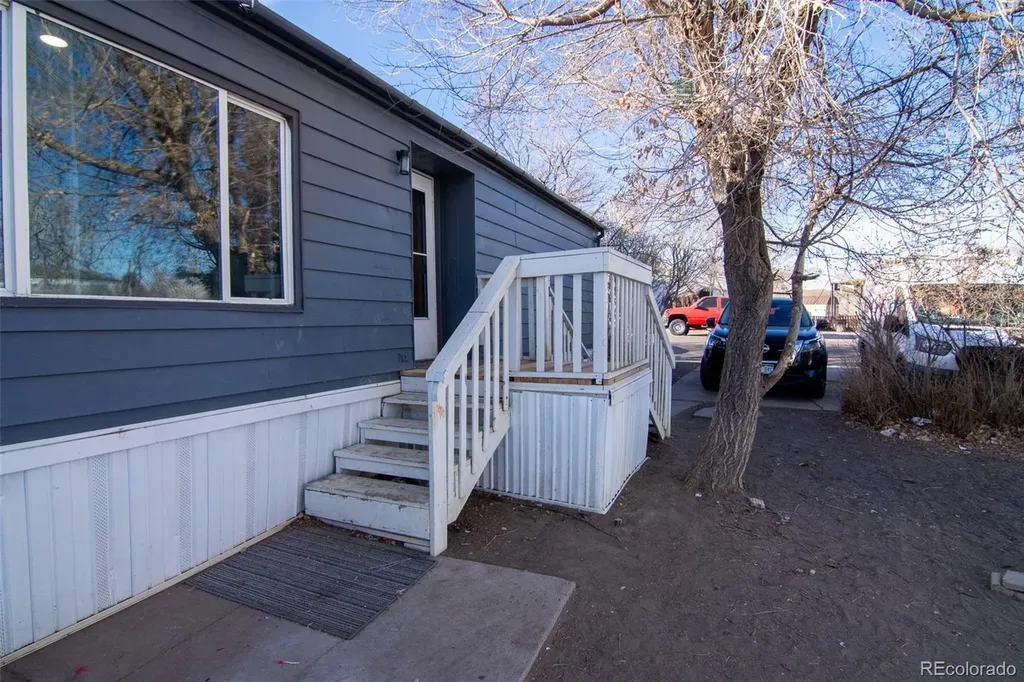 4210 E 100 Th Avenue Thornton CO 80229