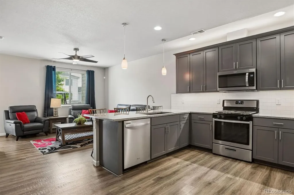 762 Stonebridge Drive Longmont CO 80503