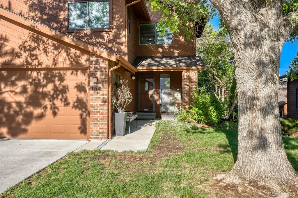 254 Zang Street Lakewood CO 80228