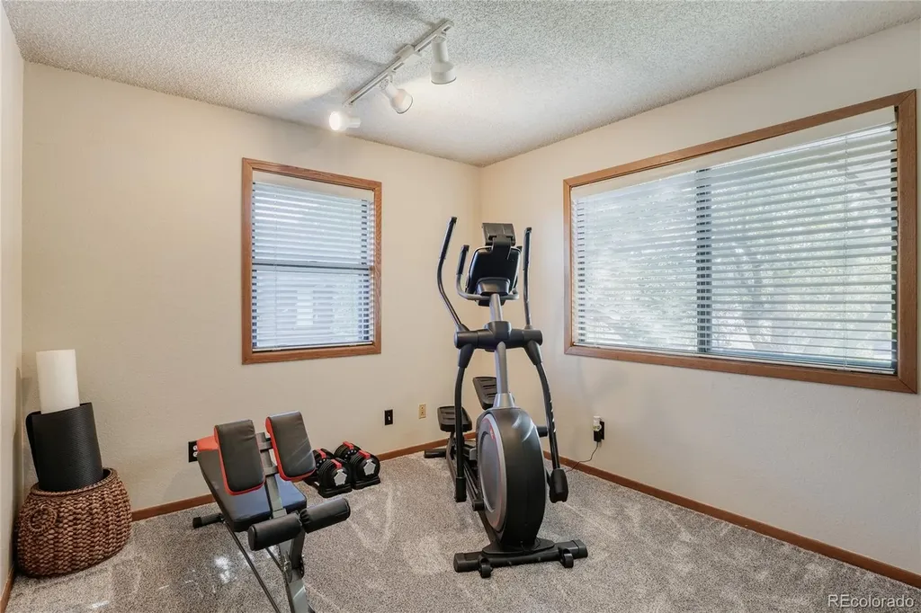 254 Zang Street Lakewood CO 80228