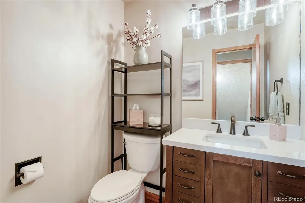 254 Zang Street Lakewood CO 80228