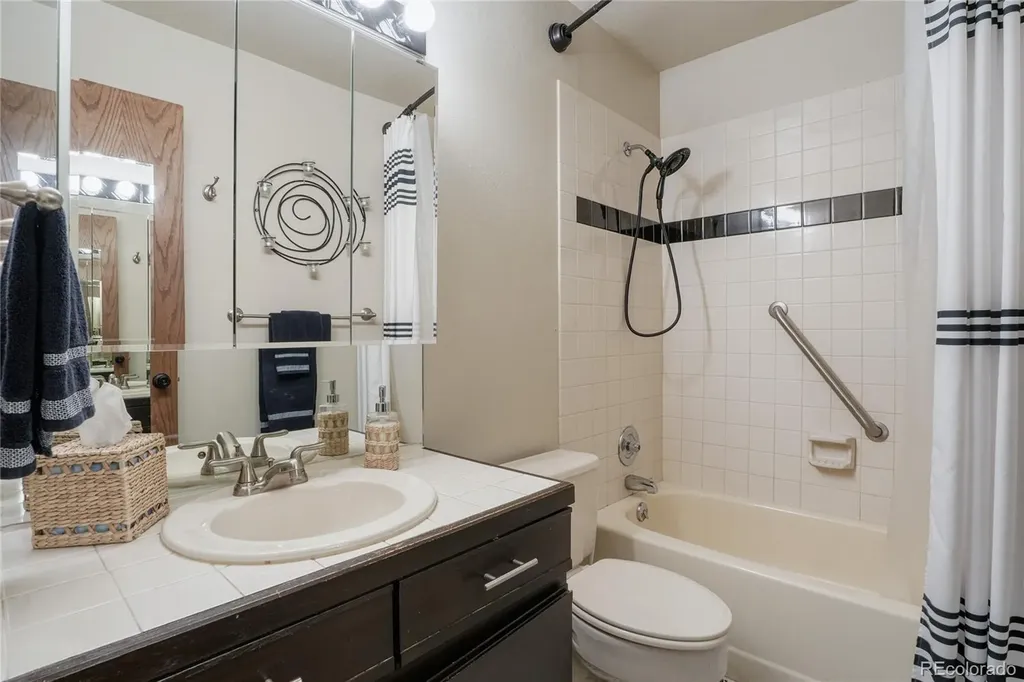 254 Zang Street Lakewood CO 80228