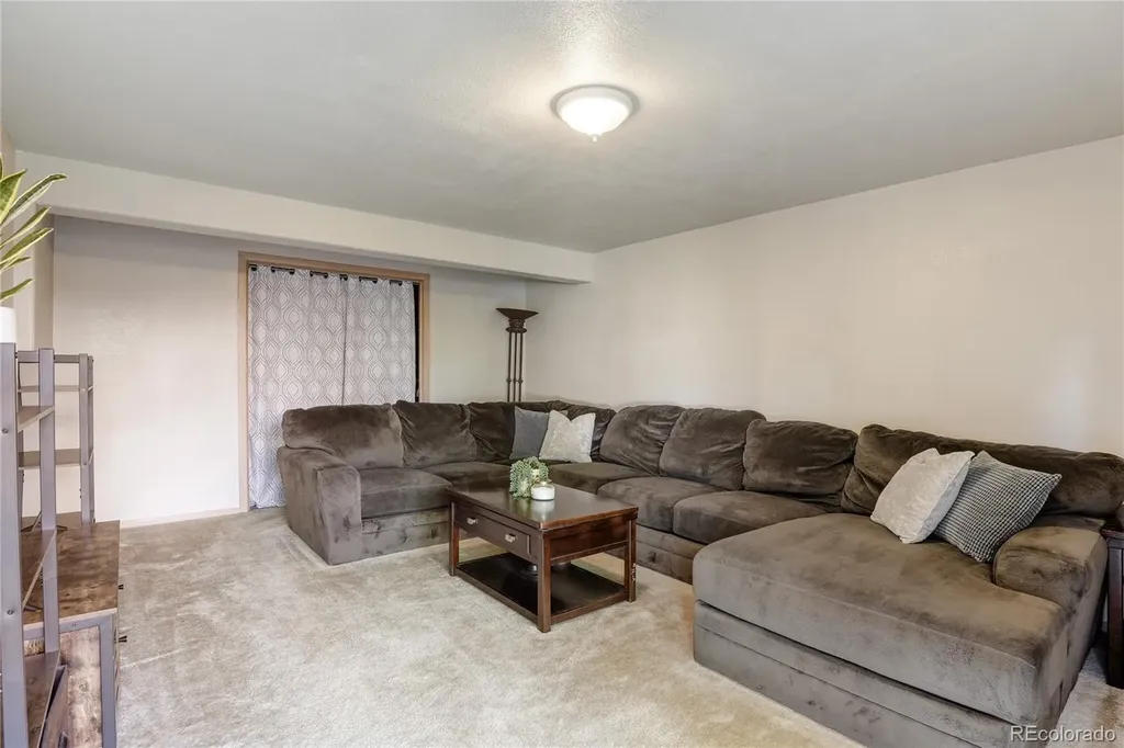 254 Zang Street Lakewood CO 80228