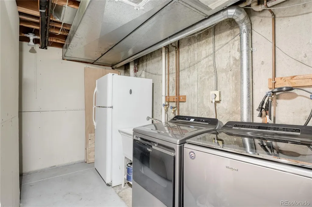 254 Zang Street Lakewood CO 80228