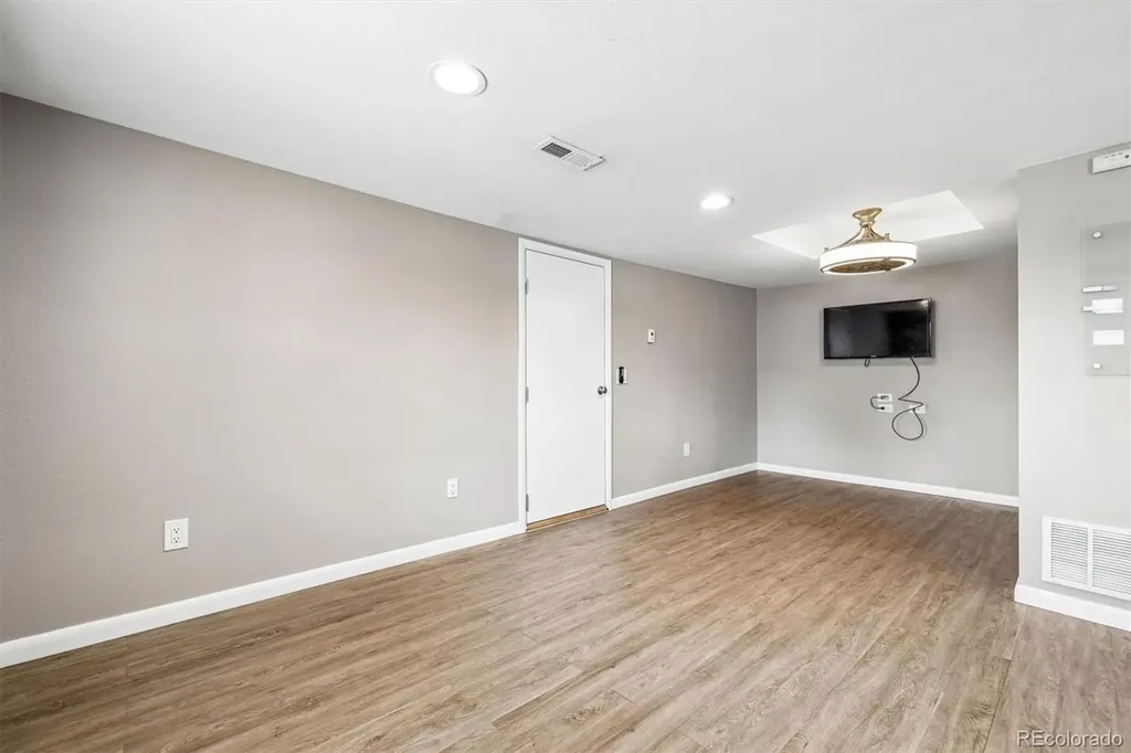 4053 S Lincoln Street Englewood CO 80113