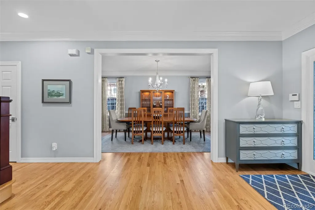 1085 S Vine Street Denver CO 80209