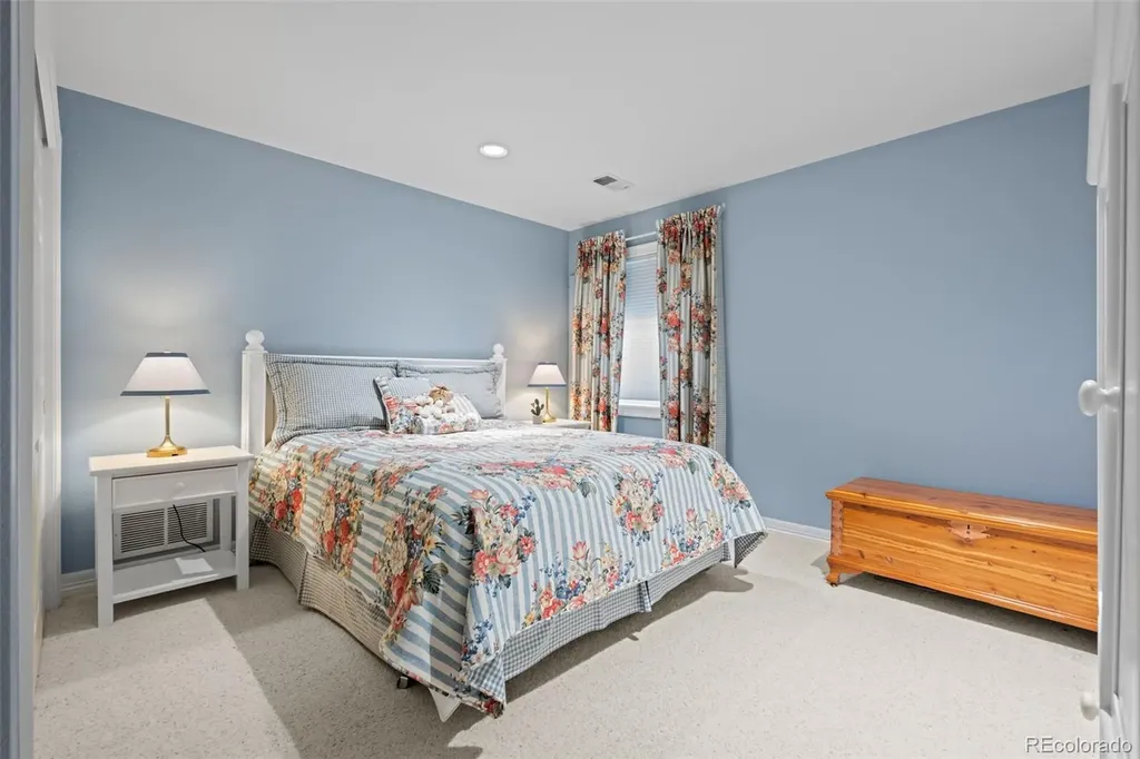 1085 S Vine Street Denver CO 80209