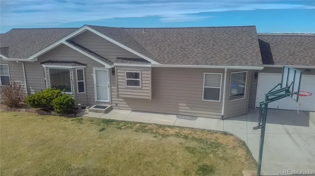 56100 E 33rd Court Strasburg CO 80136
