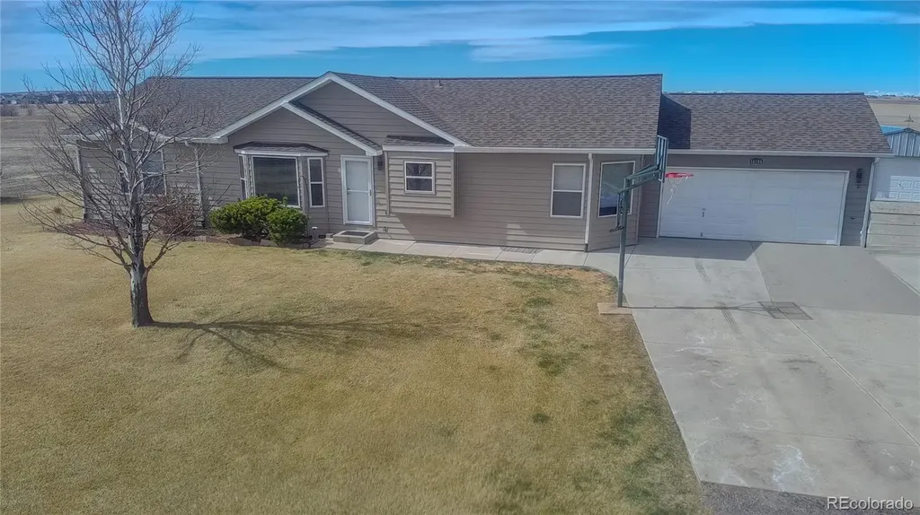56100 E 33rd Court Strasburg CO 80136