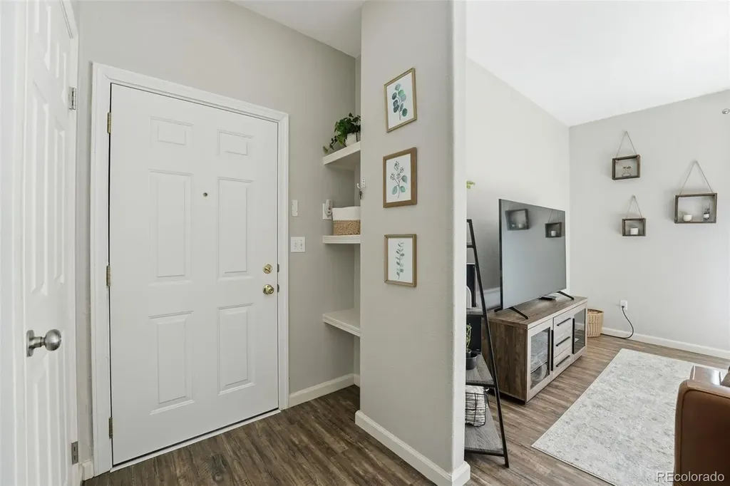 1672 W Canal Circle Littleton CO 80120