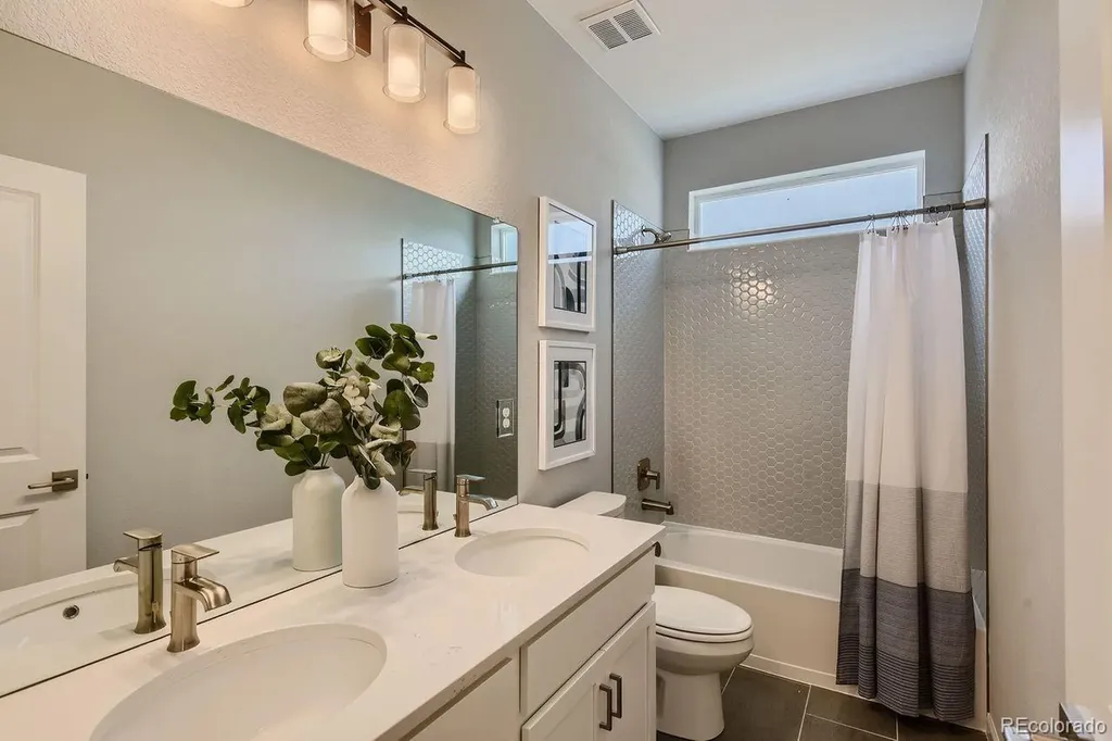 46426 Heritage Avenue Bennett CO 80102