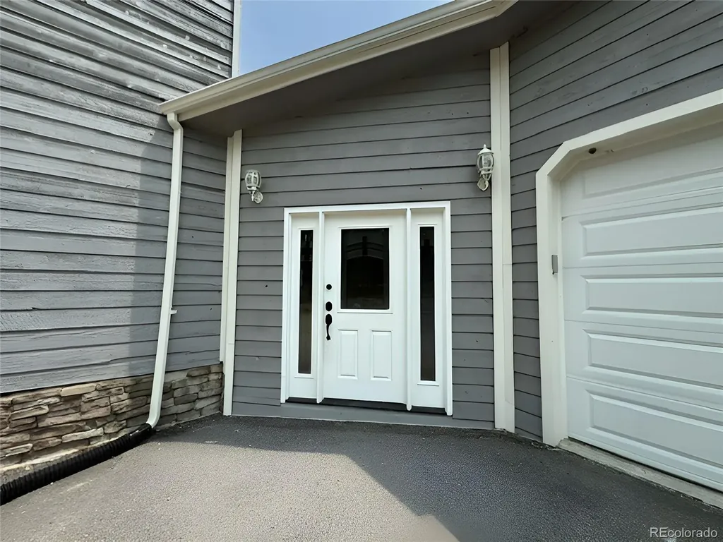 10635 Crystal Drive Morrison CO 80465