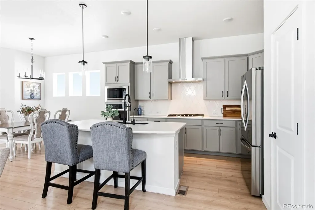 8946 Wolf Valley Drive Colorado Springs CO 80924