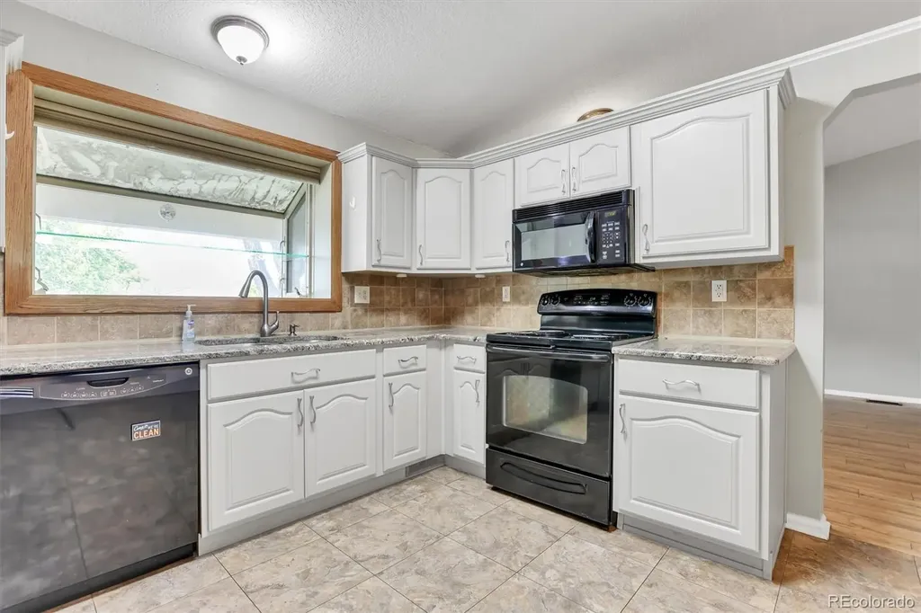 5892 W 75th Place Arvada CO 80003