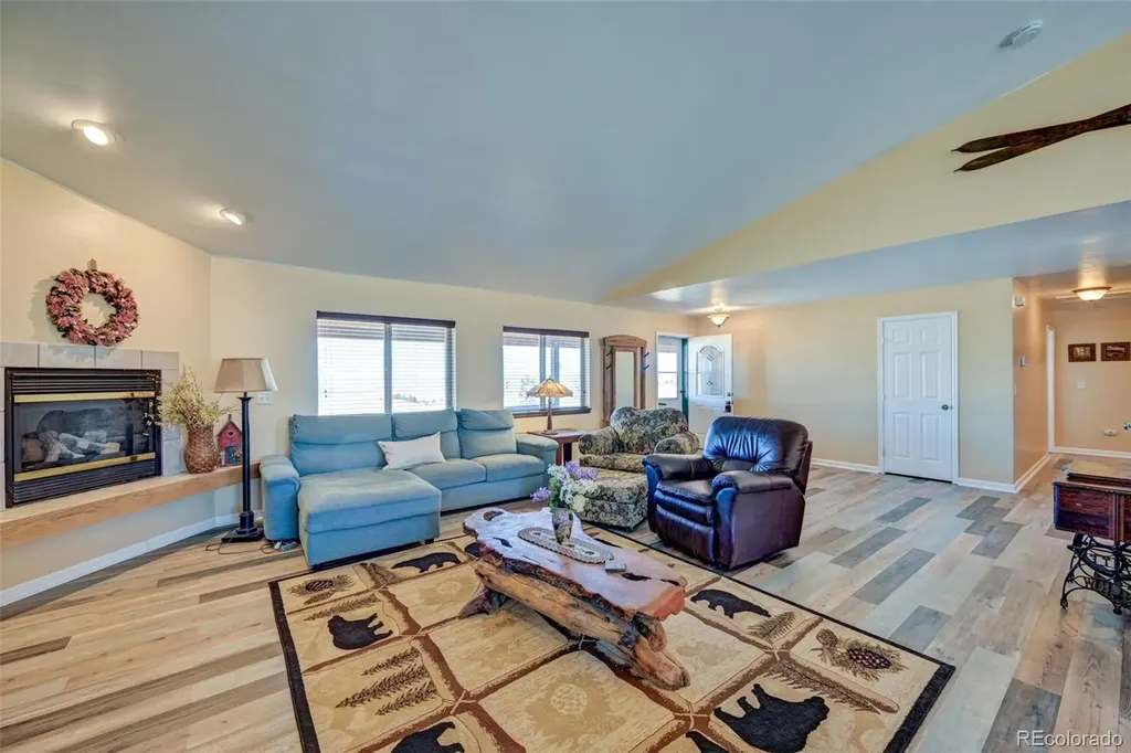 8608 Ranch Road Hartsel CO 80449