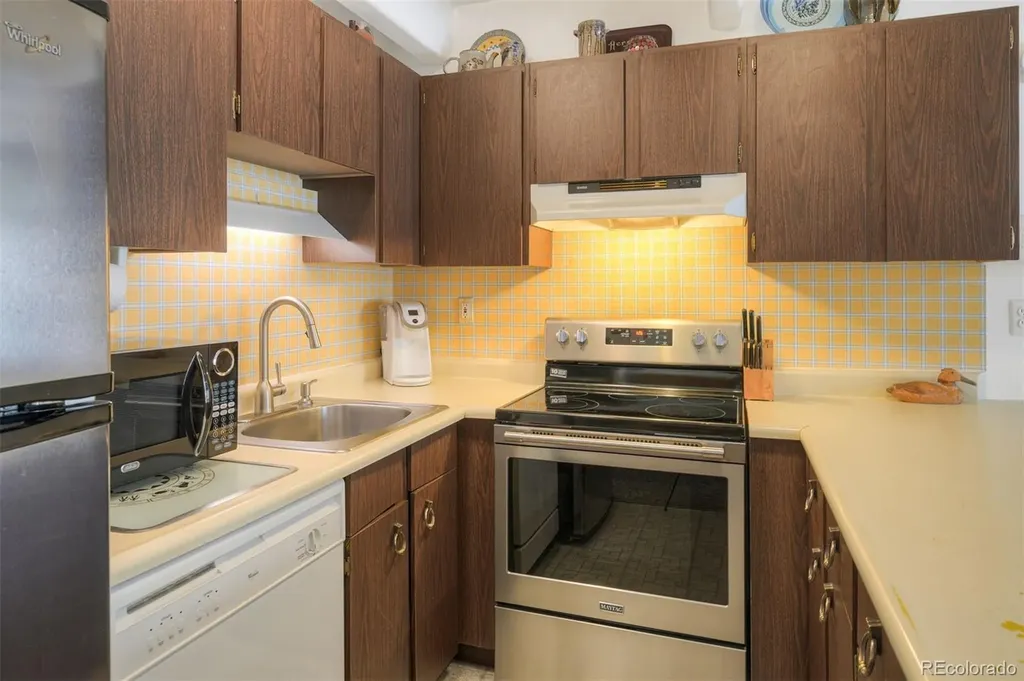 220 E La Bonte Street Dillon CO 80435