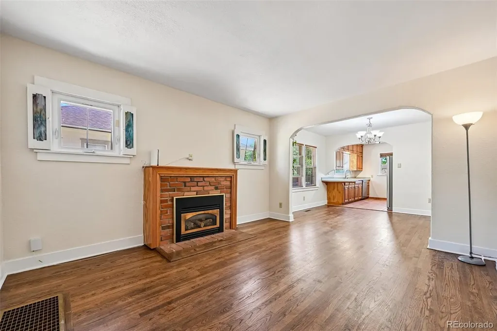 415 E Espanola Street Colorado Springs CO 80907