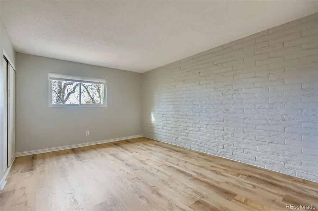 1060 S Parker Road Denver CO 80231
