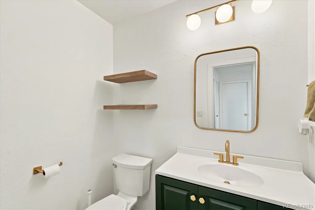 6446 Nassau Court Highlands Ranch CO 80130
