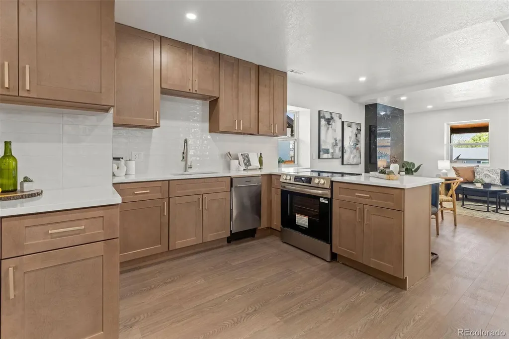 2810 N Fillmore Street Denver CO 80205