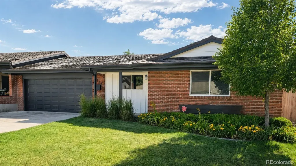 4645 S Akron Street Greenwood Village CO 80111