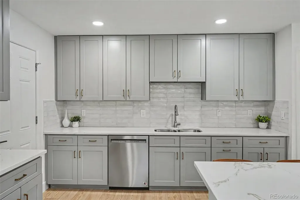 4645 S Akron Street Greenwood Village CO 80111