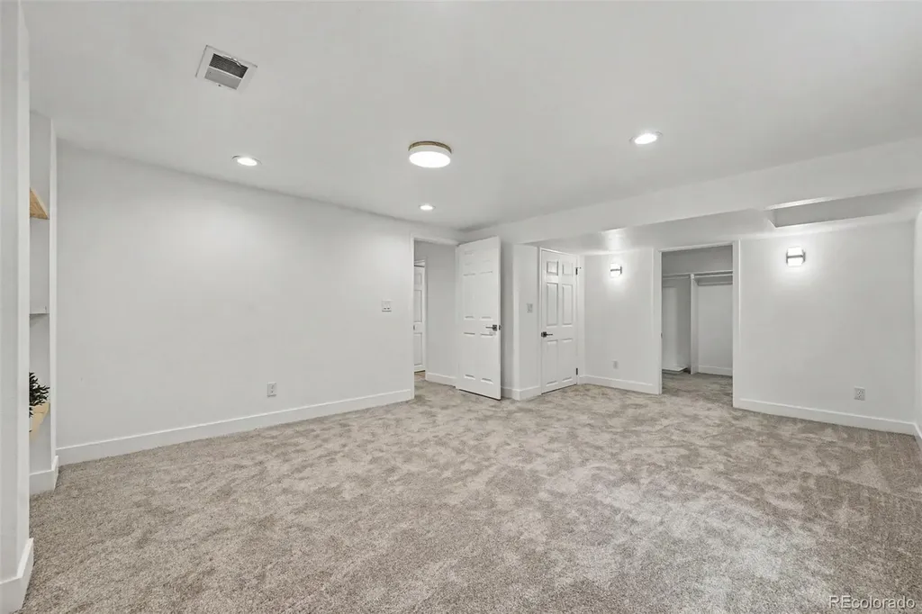 4645 S Akron Street Greenwood Village CO 80111
