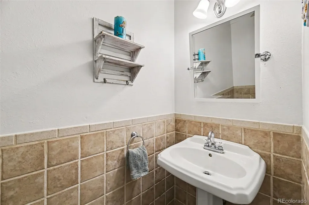 1064 Fairway Court Boulder CO 80303