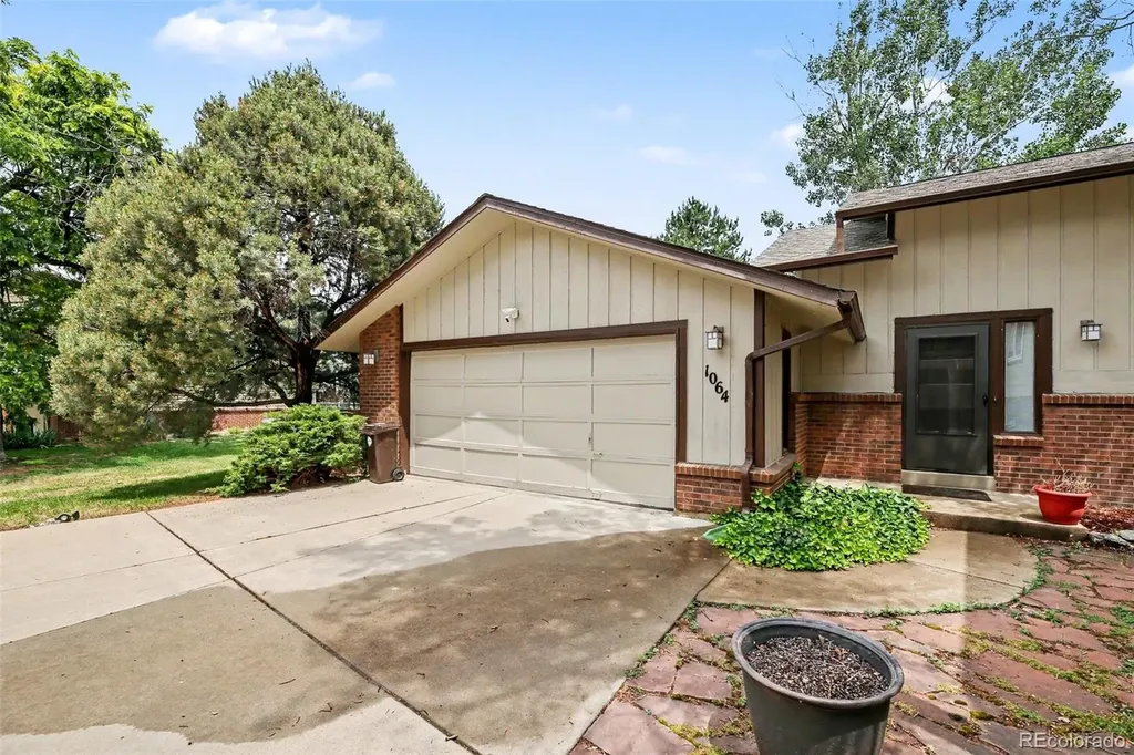 1064 Fairway Court Boulder CO 80303