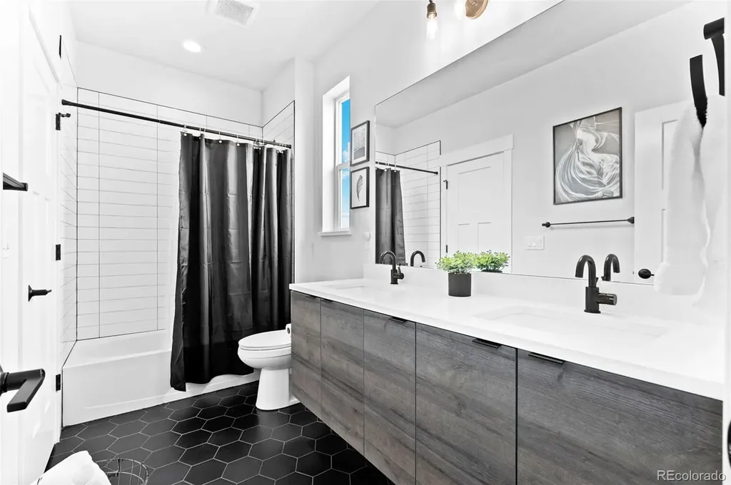 6295 King Court Denver CO 80221