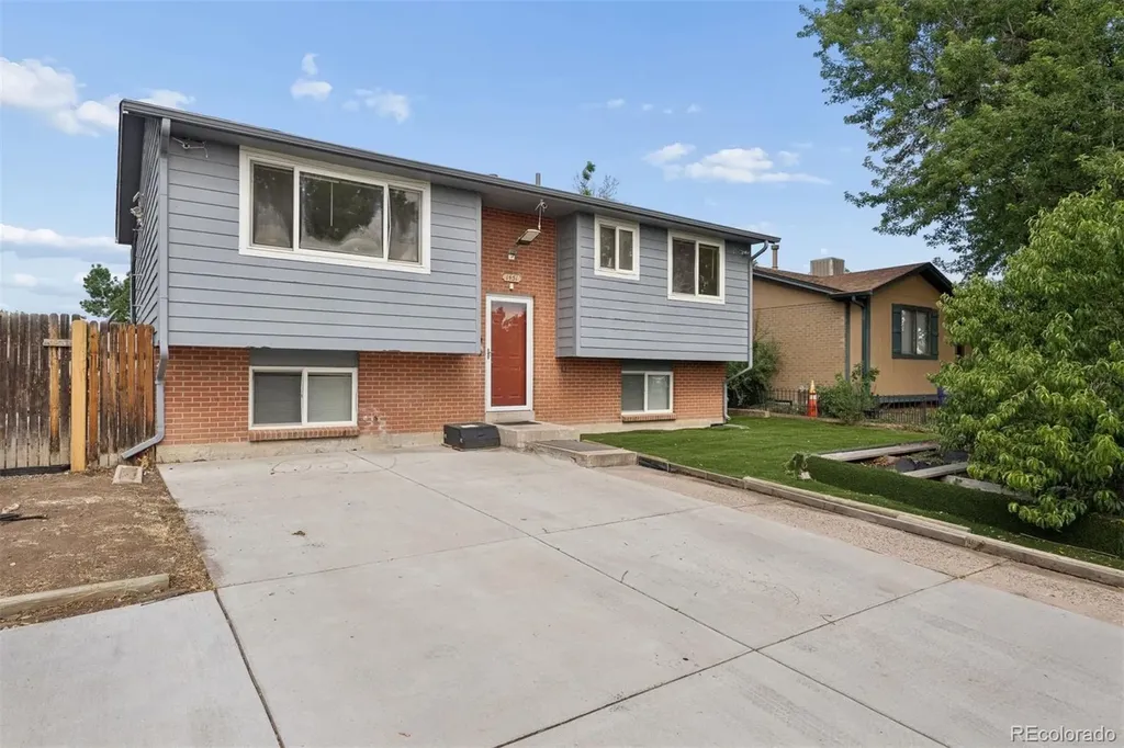 1431 S King Court Denver CO 80219