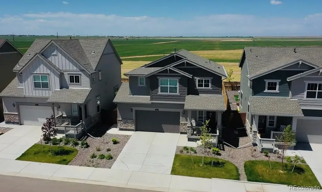 395 Wildflower Court Bennett CO 80102