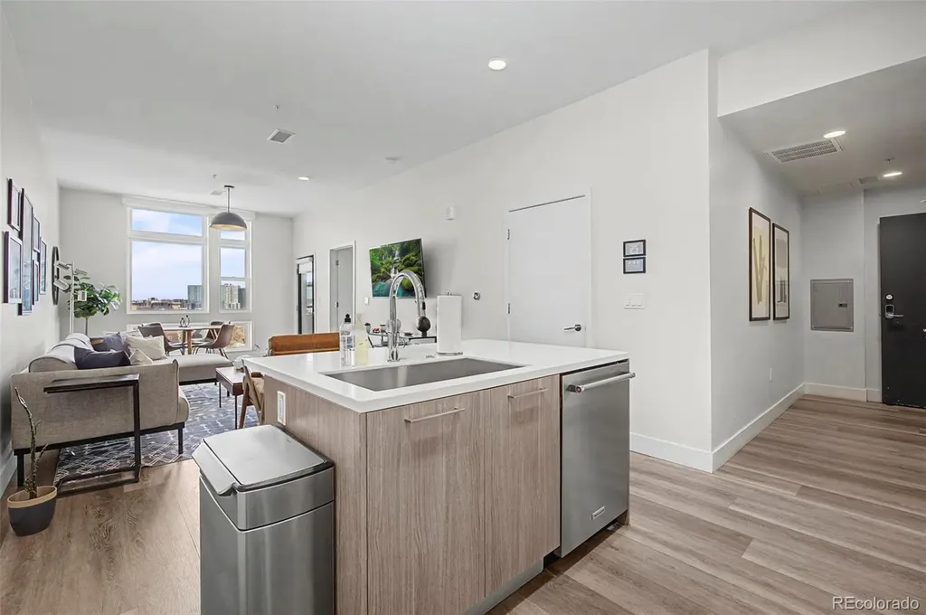 2880 Zuni Street Denver CO 80211
