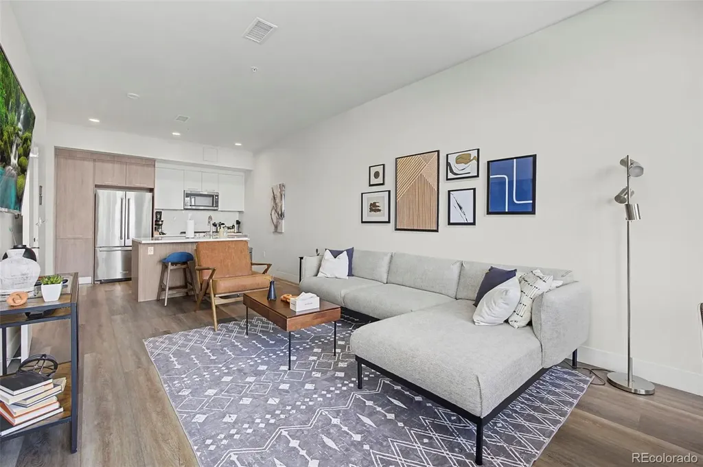 2880 Zuni Street Denver CO 80211
