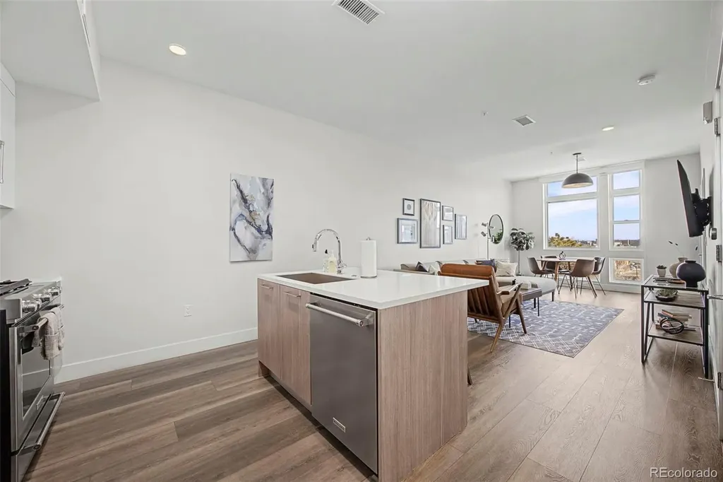 2880 Zuni Street Denver CO 80211