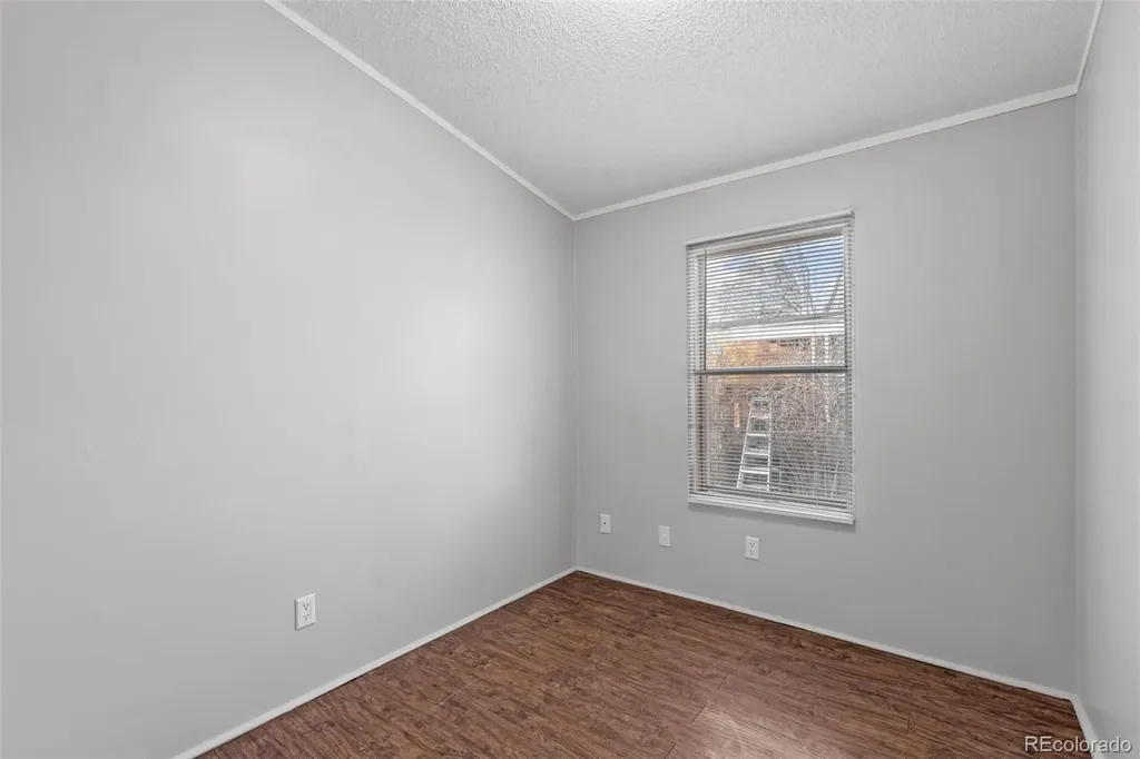 1095 Western Drive Colorado Springs CO 80915