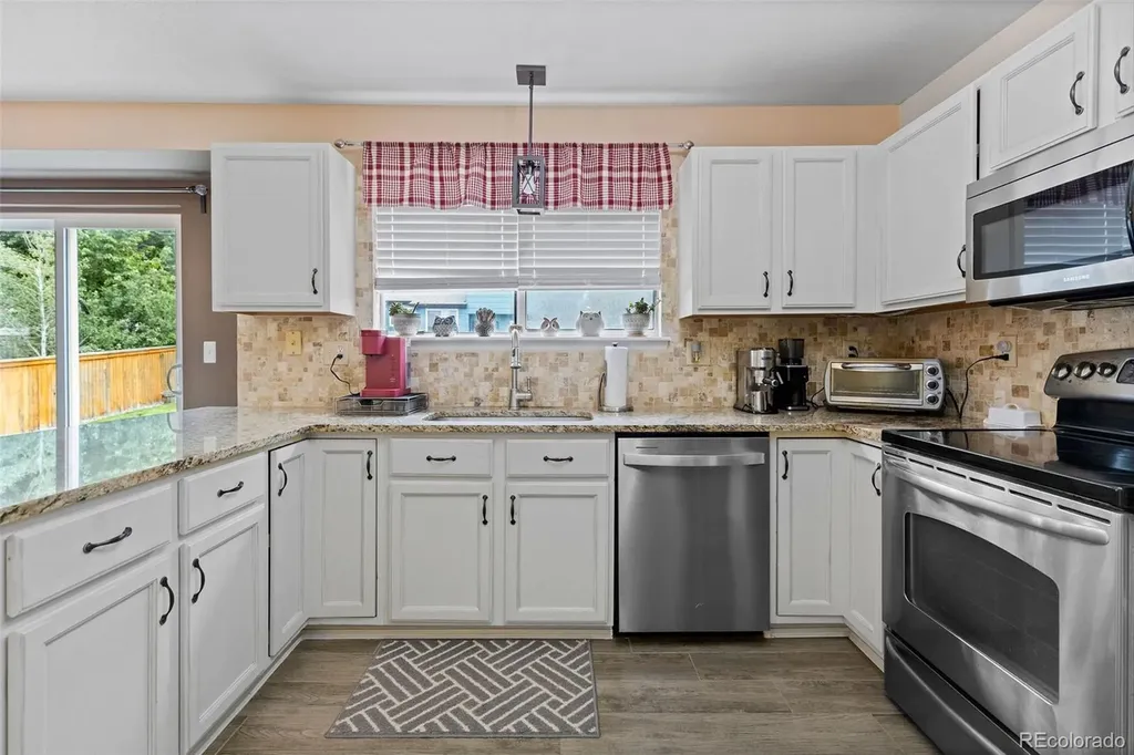 10565 Hyacinth Place Highlands Ranch CO 80129