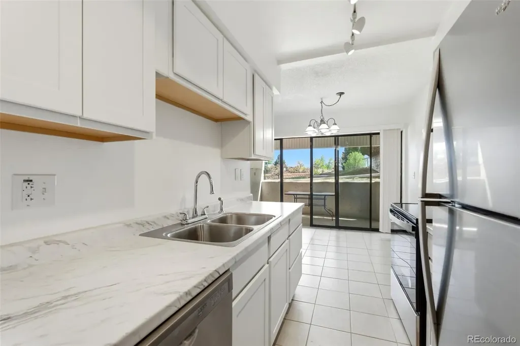 3868 S Fraser Street Aurora CO 80014